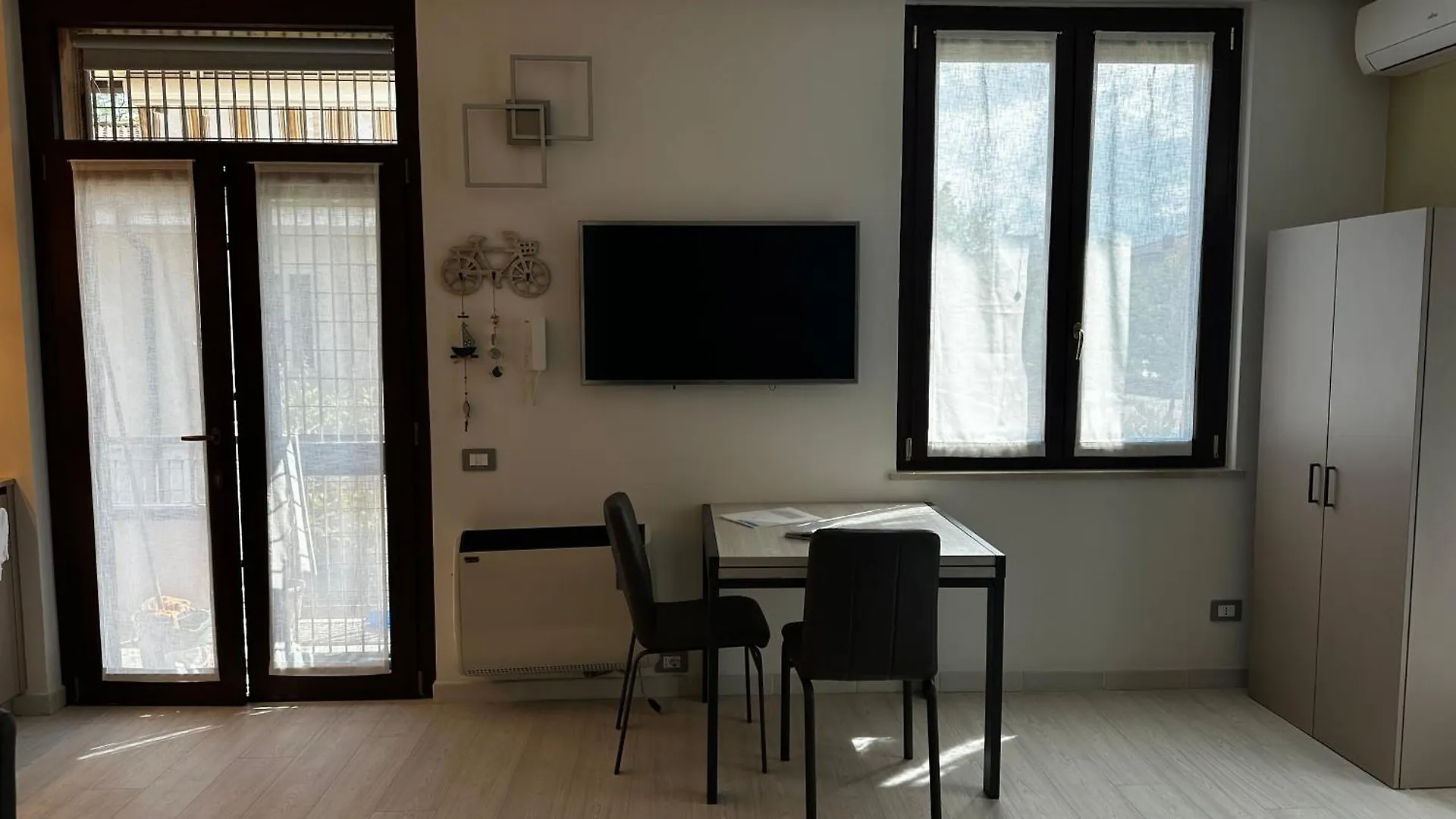 Daire Timetofreedom Studio Privatstrand Mit Pool Sirmione İtalya